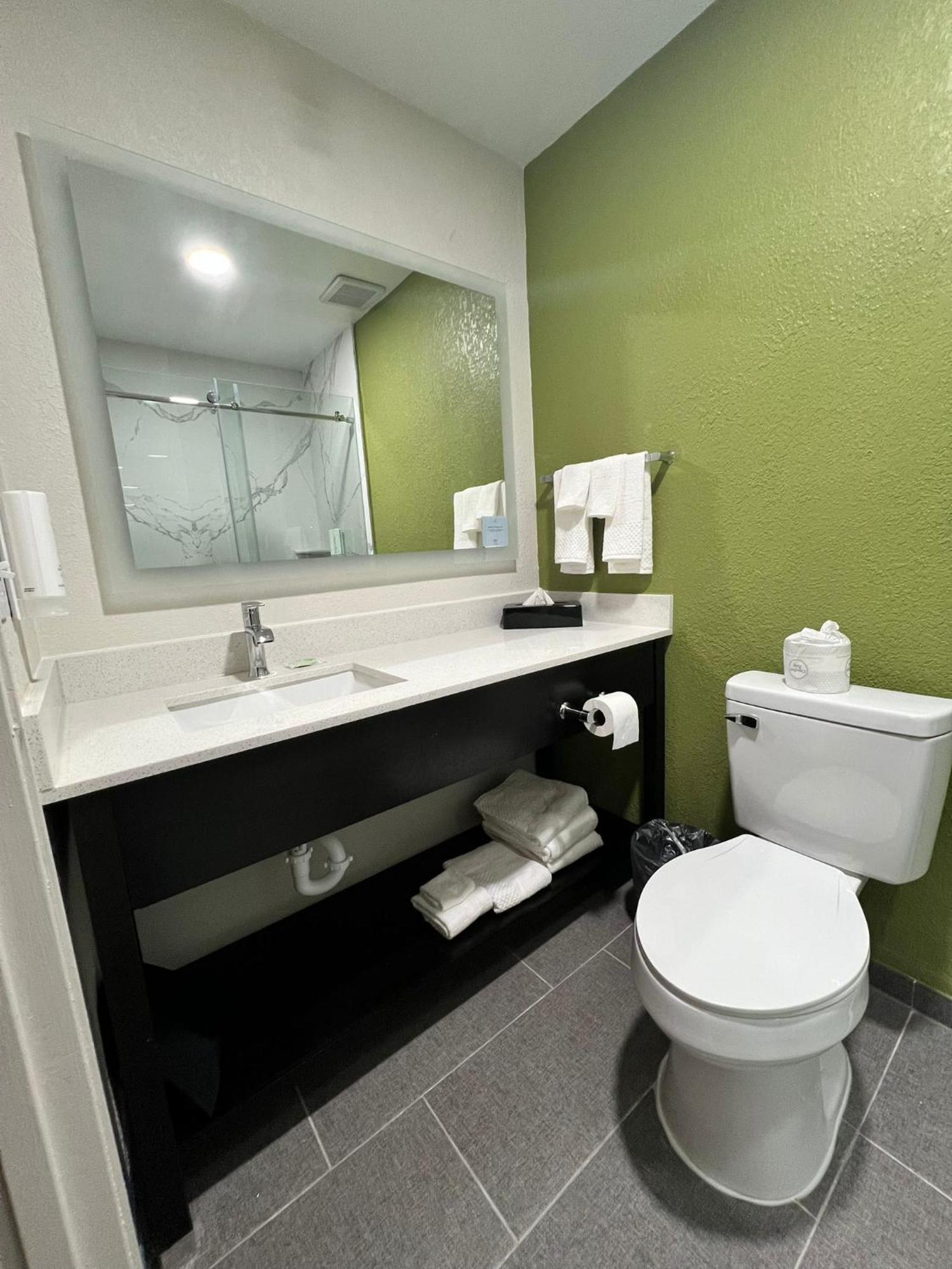 Sleep Inn & Suites Salina I-135 Εξωτερικό φωτογραφία