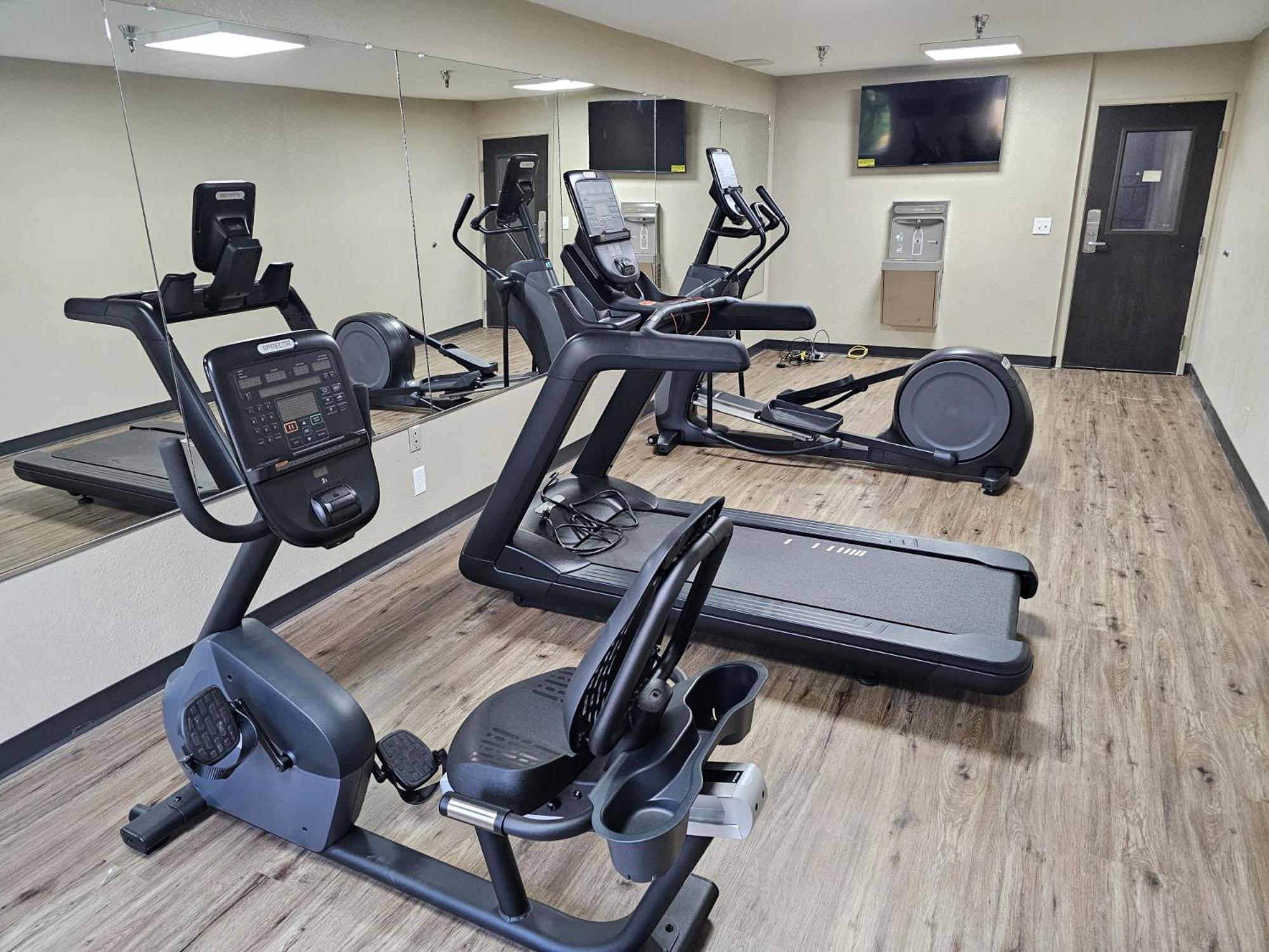 Sleep Inn & Suites Salina I-135 Εξωτερικό φωτογραφία