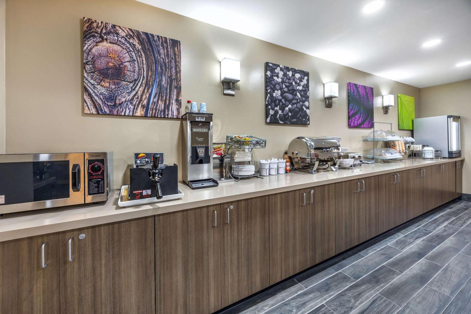 Sleep Inn & Suites Salina I-135 Εξωτερικό φωτογραφία