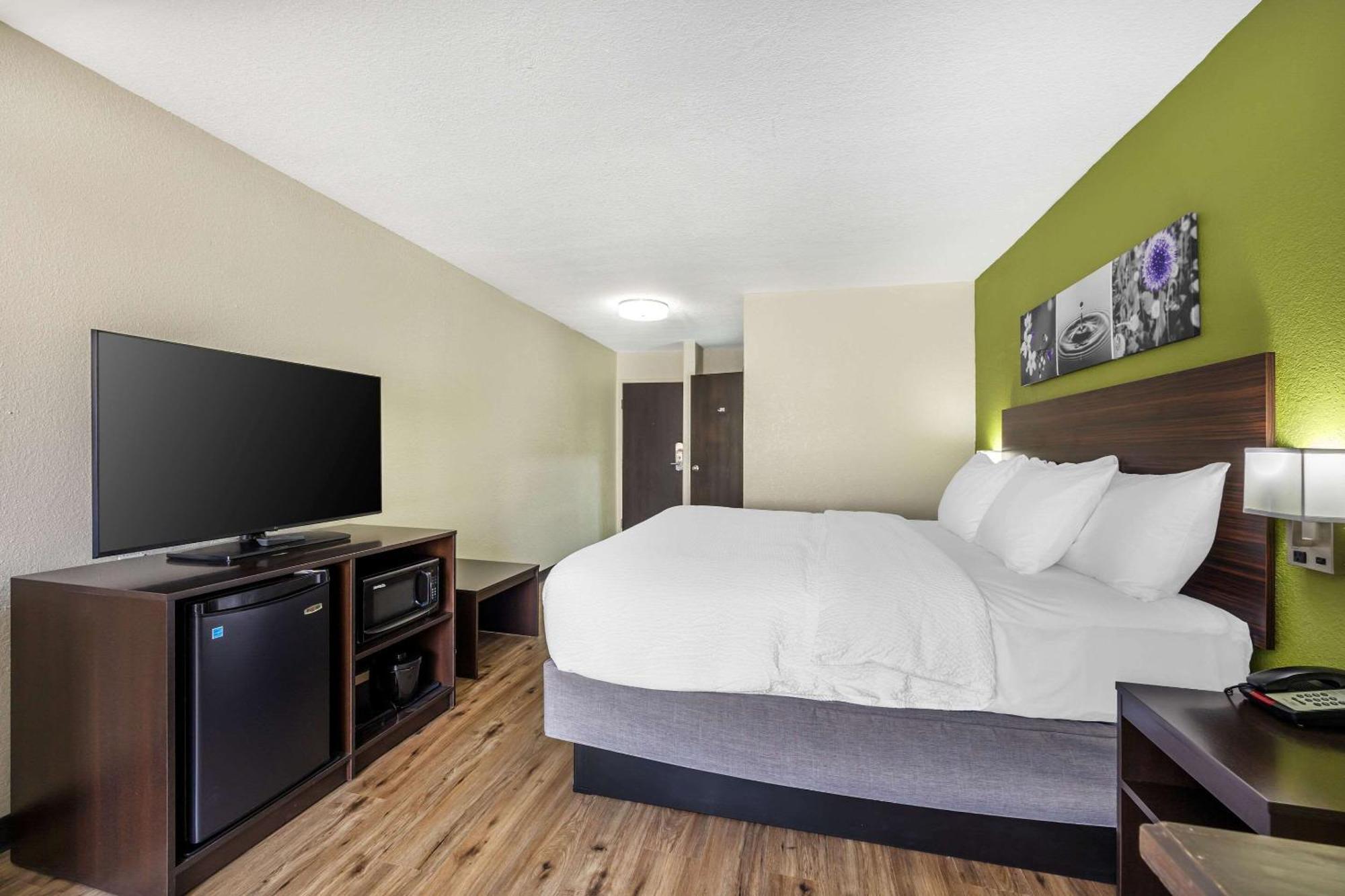 Sleep Inn & Suites Salina I-135 Εξωτερικό φωτογραφία