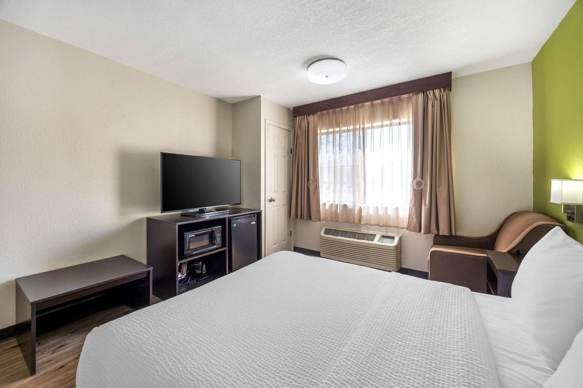 Sleep Inn & Suites Salina I-135 Εξωτερικό φωτογραφία
