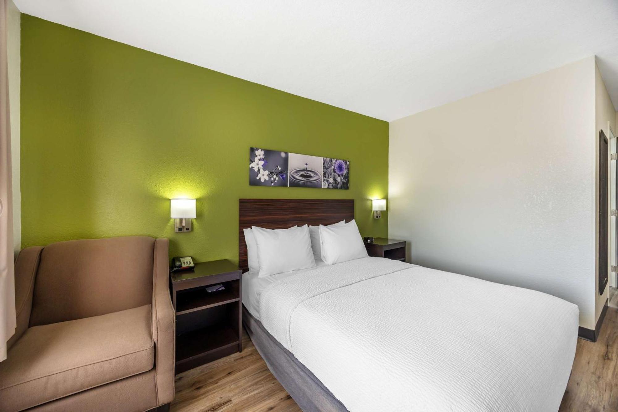 Sleep Inn & Suites Salina I-135 Εξωτερικό φωτογραφία