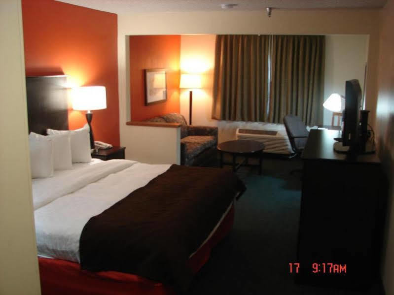 Sleep Inn & Suites Salina I-135 Εξωτερικό φωτογραφία
